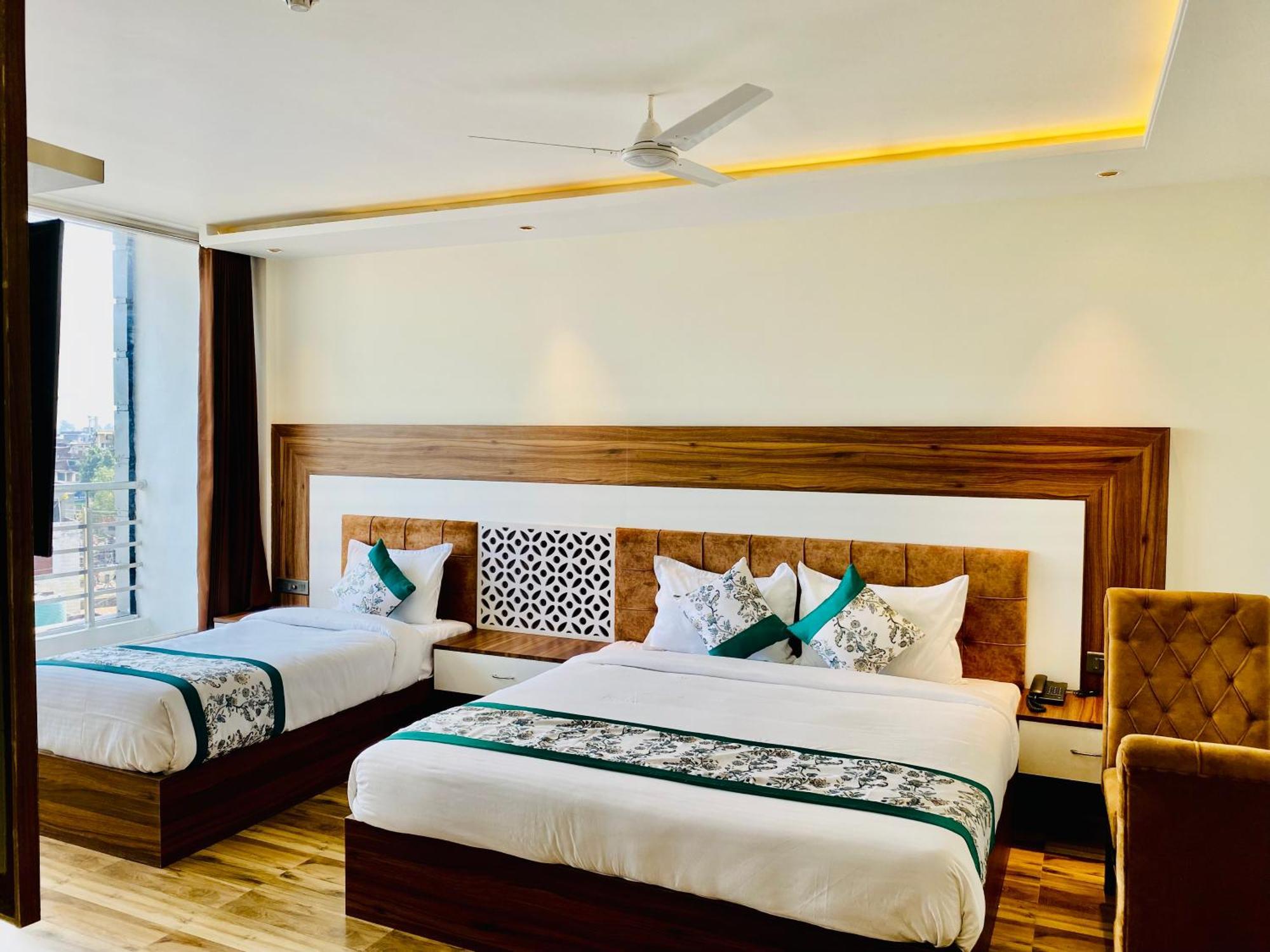 Hotel White House Walking Distance From Golden Temple- With Parking Amritsar Exterior photo